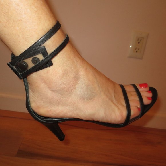 LAST CHANCE TIBI Low Heel Black and Clear Ankle Strap Heels - Picture 7 of 9